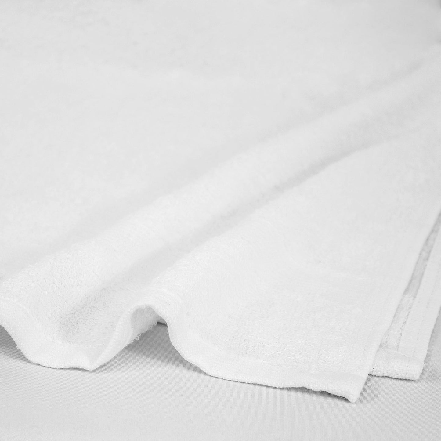 16x27 Premium White Hand Towel 3lbs/dz