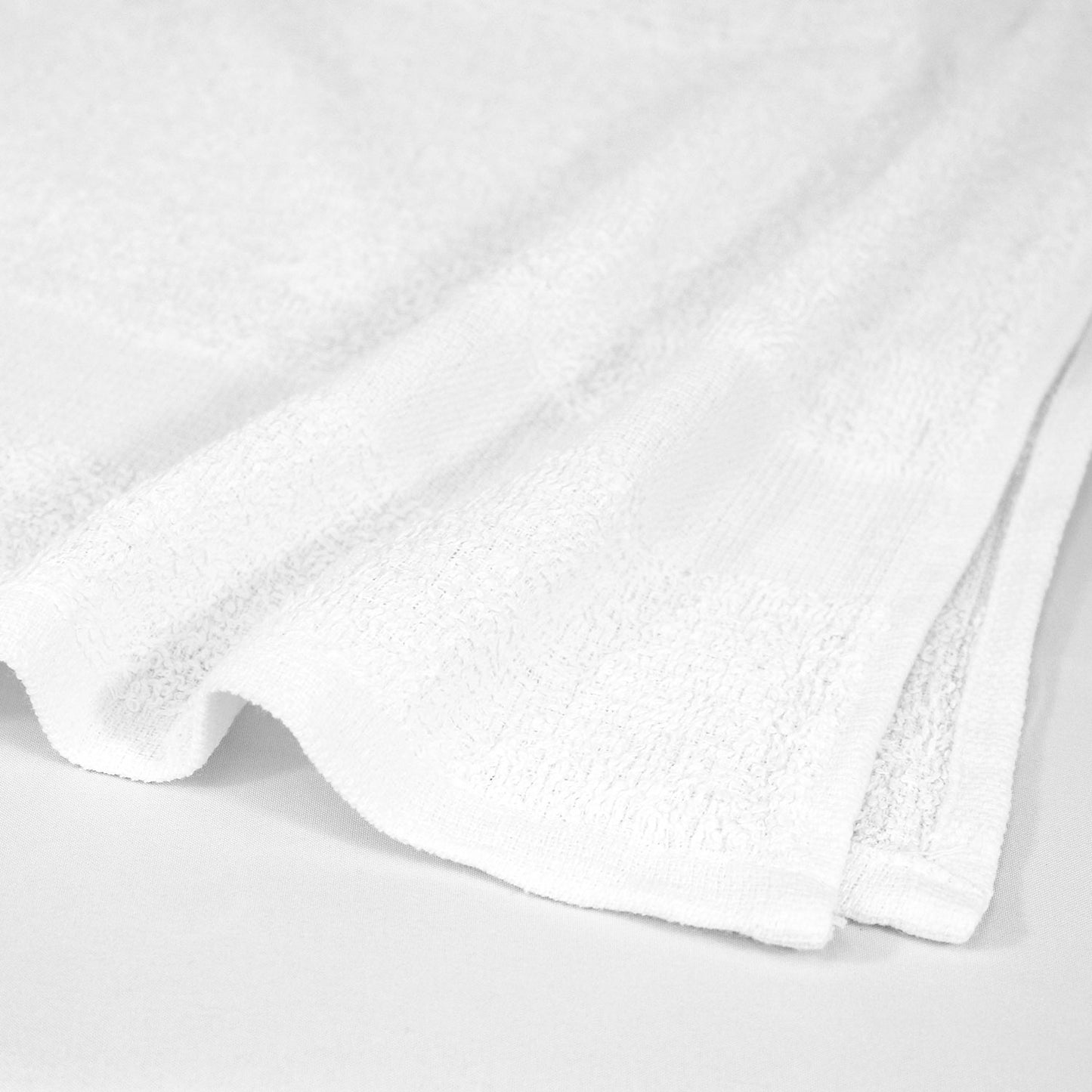 20x40 Economy White Bath Towels - 4.50 lb/dz