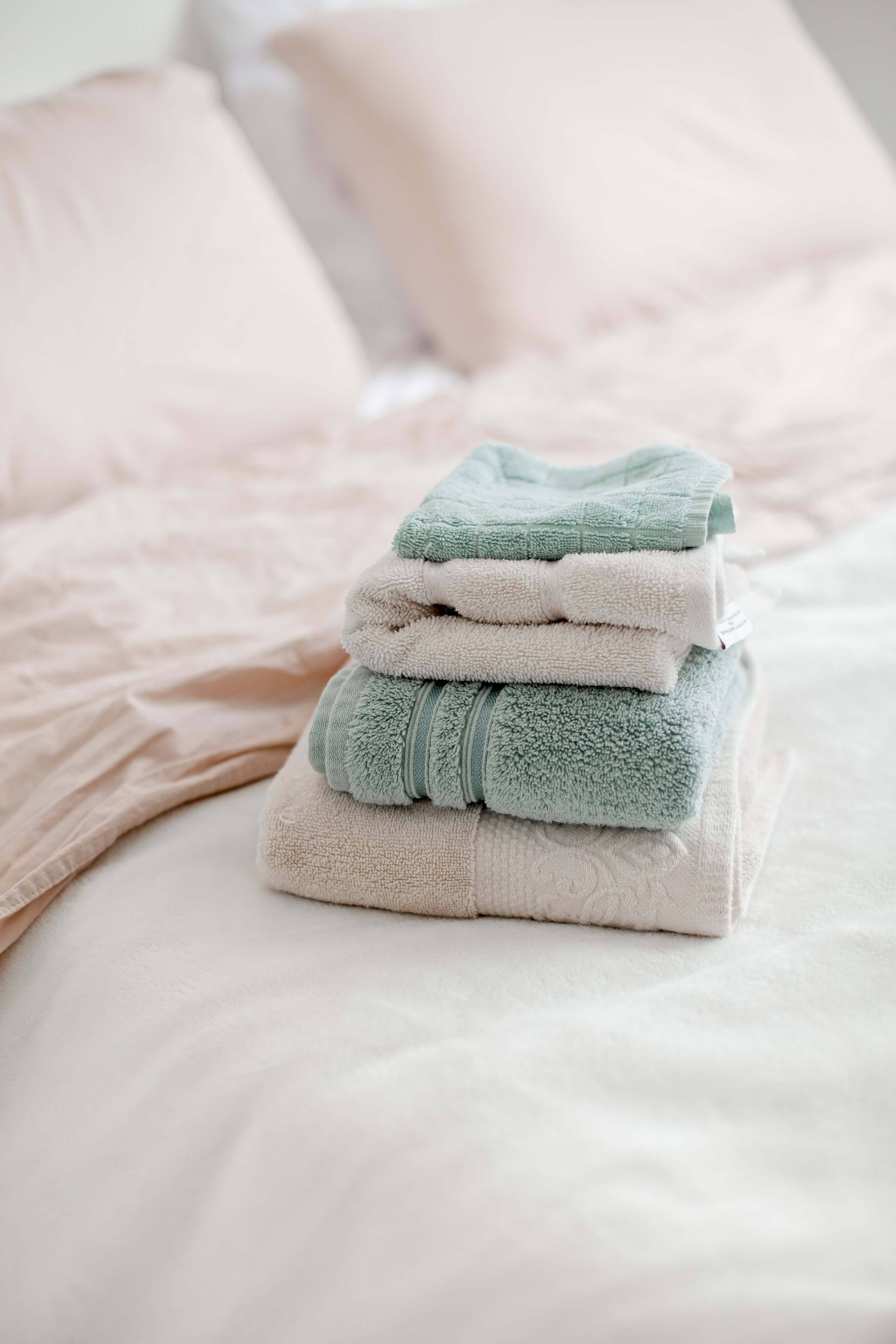 Wholesale Towels - Bulk Towels - Bath Towels - Gym Towels